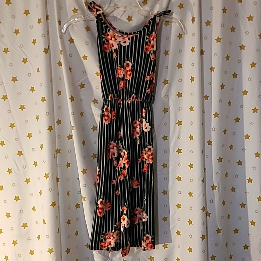 Romper - Picture 3 of 3